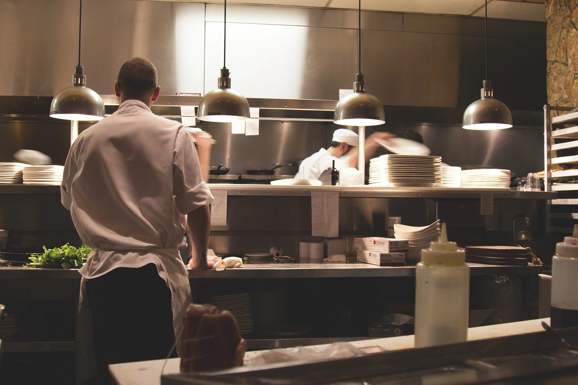 Contaminação de alimentos em restaurantes